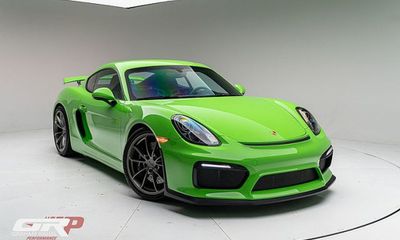 2016 Porsche Cayman GT4
