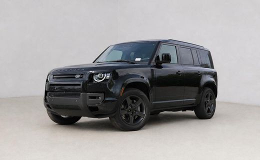 2026 Land Rover Defender 110 SE