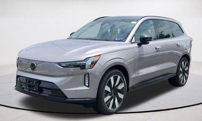 2026 Volvo EX90 Ultra