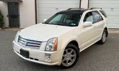 2005 Cadillac SRX Base