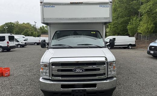 2027 Ford E-450 Base