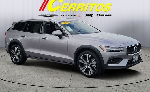 2026 Volvo V60CC Plus