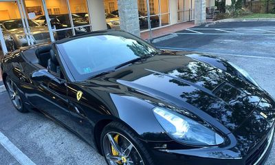 2010 Ferrari California GT Convertible