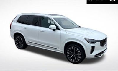 2025 Volvo XC90 Core