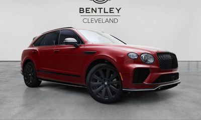 2025 Bentley Bentayga V8