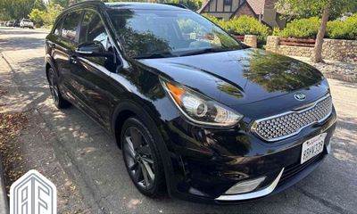 2017 Kia Niro EX Prem