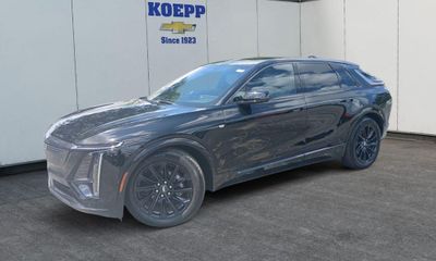 2024 Cadillac Lyriq Sport 1