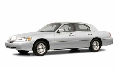 2002 Lincoln Town CAR Executive