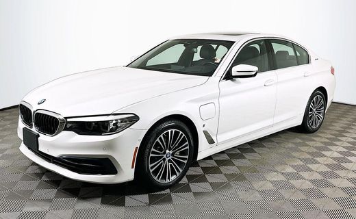 2019 BMW 530E