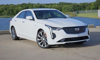 2026 Cadillac CT4 Premium Luxury
