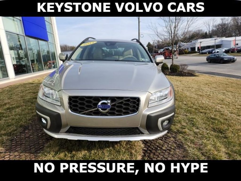 2015 Volvo XC70 Platinum (NON R Design)