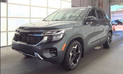 2025 Kia Seltos EX