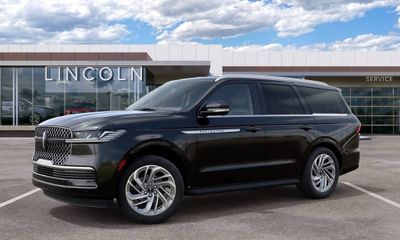 2027 Lincoln Navigator Premiere
