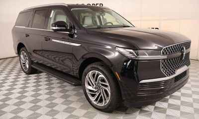 2026 Lincoln Navigator Premier
