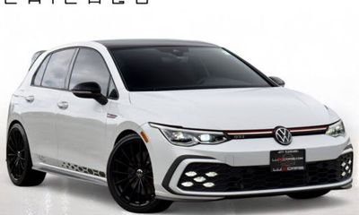 2023 Volkswagen Golf GTI 40TH Anniversary Edition