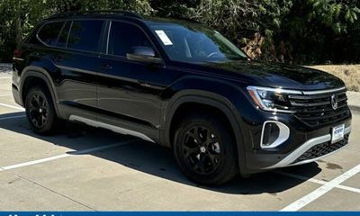 2025 Volkswagen Atlas 4Motion Peak Edition