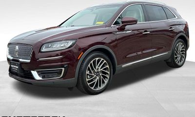 2020 Lincoln Nautilus Reserve