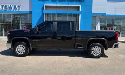 2024 Chevrolet Silverado HD LT