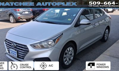 2020 Hyundai Accent SE AND SEL