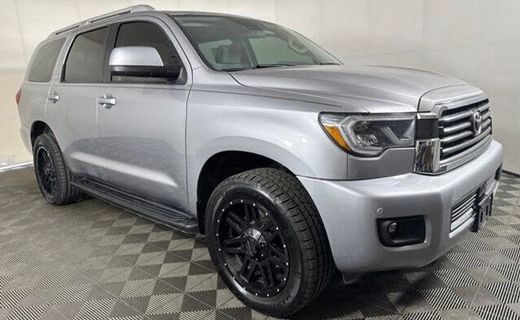 2019 Toyota Sequoia SR5 Grade