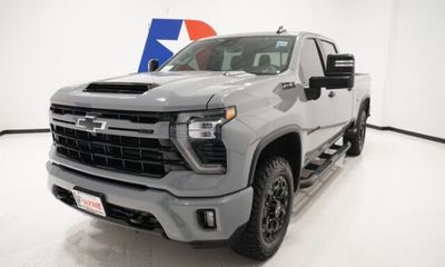 2024 Chevrolet Silverado HD LT