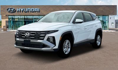 2025 Hyundai Tucson SE