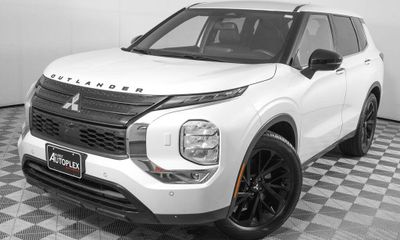 2023 Mitsubishi Outlander