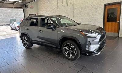 2024 Toyota RAV4 Prime phev XSE
