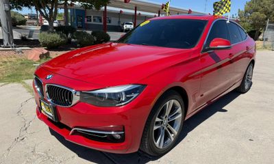 2018 BMW 330I xDrive GT