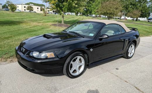 2004 Ford Mustang GT