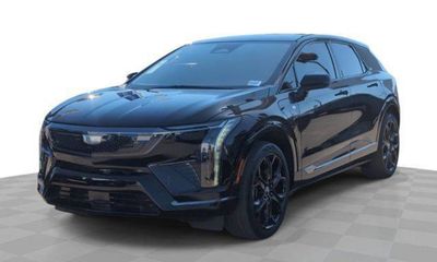 2025 Cadillac Optiq Sport 2