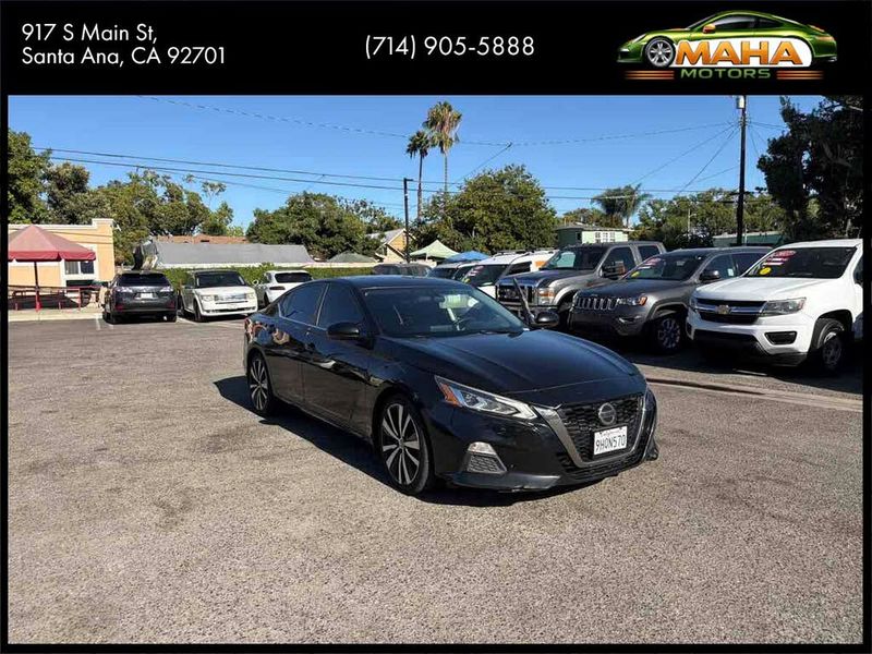 2019 Nissan Altima — a typically priced live listing