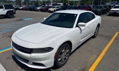2015 Dodge Charger SE