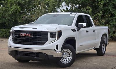 2026 GMC Sierra Pro