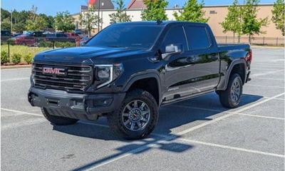 2025 GMC Sierra AT4X