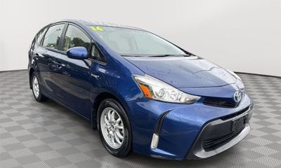 2016 Toyota Prius V Three