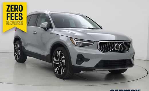 2024 Volvo XC40 Plus Bright
