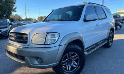2004 Toyota Sequoia SR5