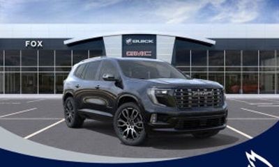 2027 GMC Acadia Elevation