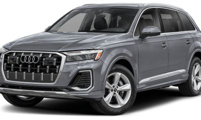 2026 Audi Q7 Quattro Premium Plus