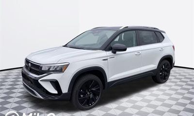 2024 Volkswagen Taos 4Motion SE