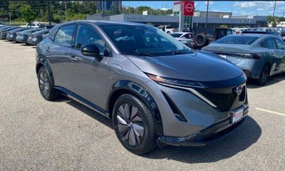 2024 Nissan Ariya Hatchback