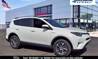 2018 Toyota RAV4 LE Plus XLE