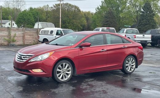 2012 Hyundai Sonata Middle Level