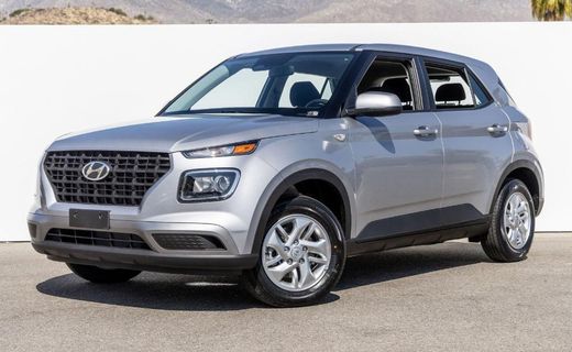 2026 Hyundai Venue SE