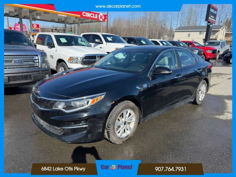 2016 Kia Optima — a typically priced live listing