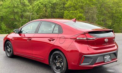 2020 Hyundai Ioniq Blue