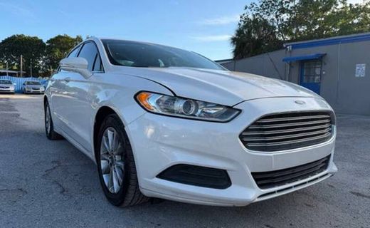 2014 Ford Fusion SE