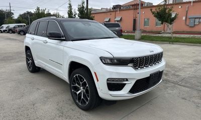 2023 Jeep Grand Cherokee Summit 4XE Reserve