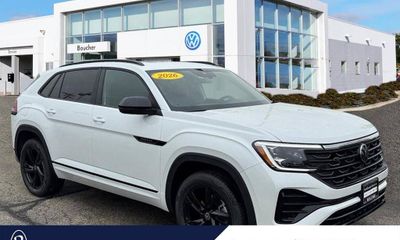 2026 Volkswagen Atlas Cross Sport 4MOTION SEL Black